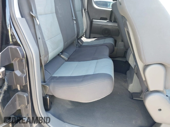 2006 Nissan Titan SE with VIN 1N6BA06B76N534667, listed as a IAAI auction lot 42143765 with 165,208 mi miles and . Bid and sale history available at DreamBid. Image 8.