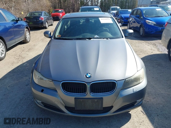 2011 BMW 3 Series 328i xDrive with VIN WBAPK7C57BA819476, listed as a IAAI auction lot 41998058 with 150,412 mi miles. Bid and sale history available at carsss.com. Image 6.