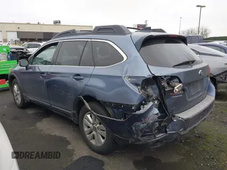 2016 Subaru Outback 2.5i Premium with VIN 4S4BSAHCXG3247005, listed as a IAAI auction lot 41372062 with 89,829 mi miles. Bid and sale history available at carsss.com. Image 3.