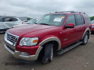 2007 Ford Explorer Eddie Bauer with VIN 1FMEU74887UB04138, listed as a IAAI auction lot 42268119 with 262,610 mi miles and . Bid and sale history available at DreamBid. Image 18.
