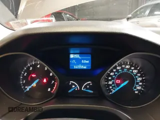 2012 Ford Focus SE with VIN 1FAHP3K22CL394088, listed as a IAAI auction lot 40953085 with 147,259 mi miles and . Bid and sale history available at carsss.com. Image 7.
