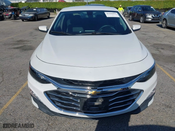 2019 Chevrolet Malibu LT with VIN 1G1ZD5ST1KF115201, listed as a IAAI auction lot 41998099 with 10,047 mi miles. Bid and sale history available at carsss.com. Image 12.