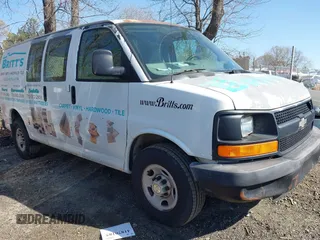 2009 Chevrolet Express Cargo Van with VIN 1GCGG25C291137795, listed as a IAAI auction lot 41886119 with 386,764 mi miles. Bid and sale history available at carsss.com. Image 1.
