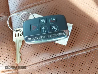 2015 Land Rover Range Rover Evoque Prestige z VIN SALVV2BG4FH076675, wystawiony jako IAAI lot #42138353 z przebiegiem 99 751 mil mil oraz . Historia ofert i sprzedaży dostępna na DreamBid. Obrazek 11.