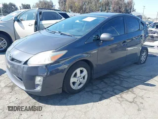 2010 Toyota Prius II with VIN JTDKN3DU8A0165868, listed as a IAAI auction lot 41860926 with 148,827 mi miles. Bid and sale history available at carsss.com. Image 2.
