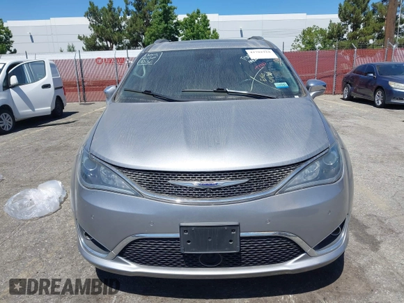 2020 Chrysler Pacifica Limited с VIN 2C4RC1GG1LR184429, выставлен на аукционе IAAI как лот 42701918 с пробегом 73 638 миль миль и . История ставок и продаж доступна на DreamBid. Изображение 13.