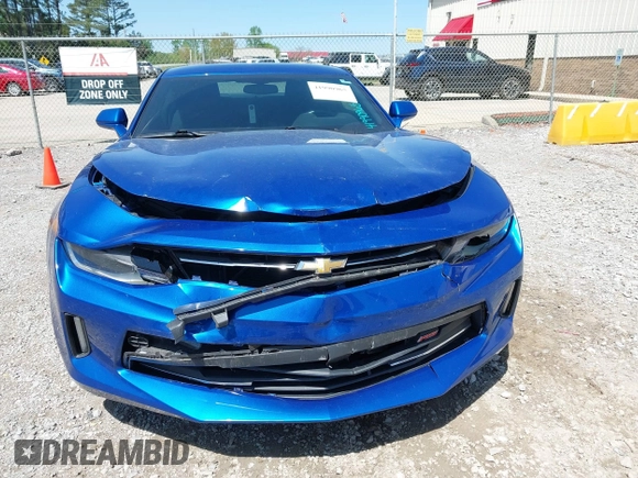 2018 Chevrolet Camaro 1LT z VIN 1G1FB1RS5J0101768, wystawiony jako IAAI lot #41990965 z przebiegiem 82 492 mil mil oraz . Historia ofert i sprzedaży dostępna na DreamBid. Obrazek 6.