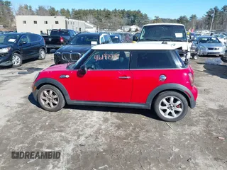 2009 MINI Hardtop S with VIN WMWMF73589TT95974, listed as a IAAI auction lot 41617775 with Not provided miles and . Bid and sale history available at DreamBid. Image 14.