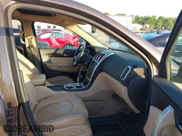 2012 GMC Acadia SLT1 with VIN 1GKKVRED8CJ215297, listed as a IAAI auction lot 42183651 with 172,309 mi miles and . Bid and sale history available at carsss.com. Image 5.