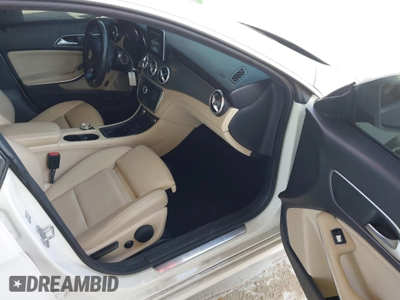 2016 Mercedes-Benz CLA 250 z VIN WDDSJ4EB6GN324399, wystawiony jako IAAI lot #42144858 z przebiegiem 100 019 mil mil oraz . Historia ofert i sprzedaży dostępna na DreamBid. Obrazek 5.