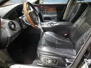 2017 Jaguar XJ with VIN SAJWJ2GDXH8W08618, listed as a Copart auction lot 44168345 with 76,782 mi miles and Clean Title. Bid and sale history available at carsss.com. Image 7.
