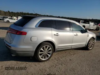 2010 Lincoln MKT EcoBoost with VIN 2LMHJ5AT1ABJ50284, listed as a Copart auction lot 77908304 with 213,850 mi miles and Clean Title. Bid and sale history available at DreamBid. Image 3.