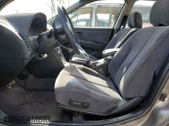 2000 Nissan Maxima GXE z VIN JN1CA31D2YT726856, wystawiony jako Copart lot #45950615 z przebiegiem 101 919 mil mil oraz Szkoda całkowita • Salvage title. Historia ofert i sprzedaży dostępna na DreamBid. Obrazek 7.