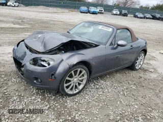 2006 Mazda MX-5 Miata Touring z VIN JM1NC25F560104112, wystawiony jako Copart lot #49833405 z przebiegiem 100 730 mil mil oraz Szkoda całkowita • Salvage title. Historia ofert i sprzedaży dostępna na DreamBid. Obrazek 1.
