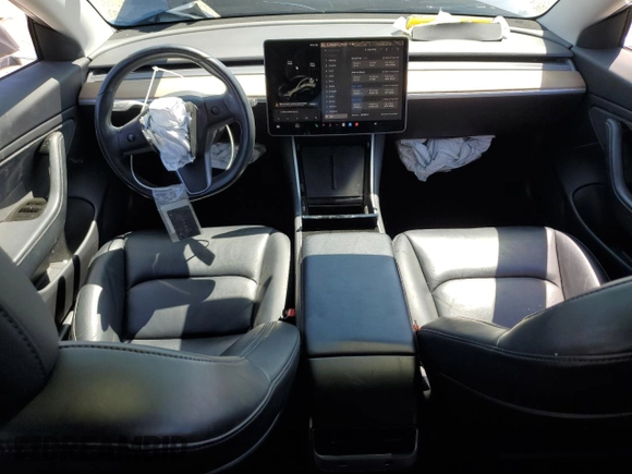 2019 Tesla Model 3 Mid Range with VIN 5YJ3E1EA2KF416304, listed as a Copart auction lot 52792845 with 140,552 mi miles and Salvage Title. Bid and sale history available at DreamBid. Image 8.