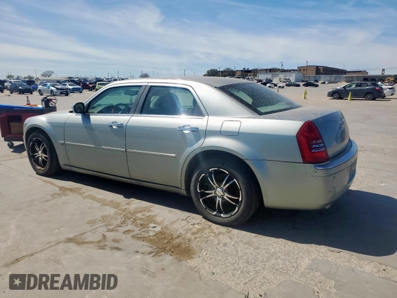 2005 Chrysler 300 with VIN 2C3AA63H25H150463, listed as a Copart auction lot 49627335 with 344,697 mi miles and Clean Title. Bid and sale history available at carsss.com. Image 2.