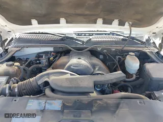 2004 GMC Yukon XL Denali with VIN 1GKFK66U54J166519, listed as a IAAI auction lot 41931676 with 290,082 mi miles. Bid and sale history available at carsss.com. Image 10.
