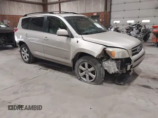 2008 Toyota RAV4 Limited с VIN JTMZK31V585023530, выставлен на аукционе IAAI как лот 42434462 с пробегом 232 829 миль миль и . История ставок и продаж доступна на DreamBid. Изображение 1.