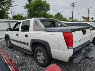 2004 Chevrolet Avalanche z VIN 3GNEC12TX4G305248, wystawiony jako Copart lot #59382005 z przebiegiem 182 387 mil mil oraz Szkoda całkowita • Salvage title. Historia ofert i sprzedaży dostępna na DreamBid. Obrazek 2.