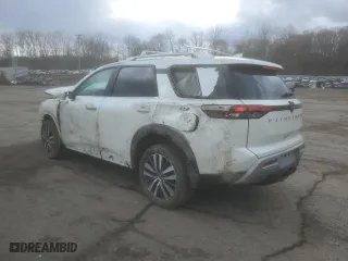 2022 Nissan Pathfinder Platinum with VIN 5N1DR3DJ4NC263945, listed as a Copart auction lot 50777165 with 31,916 mi miles and Salvage Title. Bid and sale history available at carsss.com. Image 2.