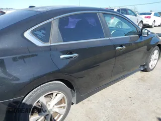 2013 Nissan Altima SV with VIN 1N4AL3APXDN468504, listed as a IAAI auction lot 42070943 with 189,106 mi miles and . Bid and sale history available at carsss.com. Image 12.