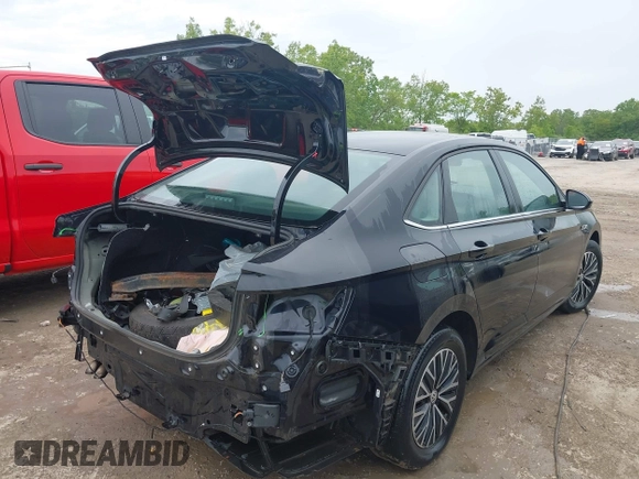 2019 Volkswagen Jetta SEL with VIN 3VWE57BU7KM094763, listed as a IAAI auction lot 42346615 with 157,621 mi miles and . Bid and sale history available at DreamBid. Image 4.