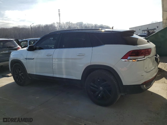 2022 Volkswagen Atlas Cross Sport 2.0T SE w/Technology with VIN 1V2KC2CA1NC220073, listed as a Copart auction lot 43833335 with 70,670 mi miles and Salvage Title. Bid and sale history available at carsss.com. Image 2.
