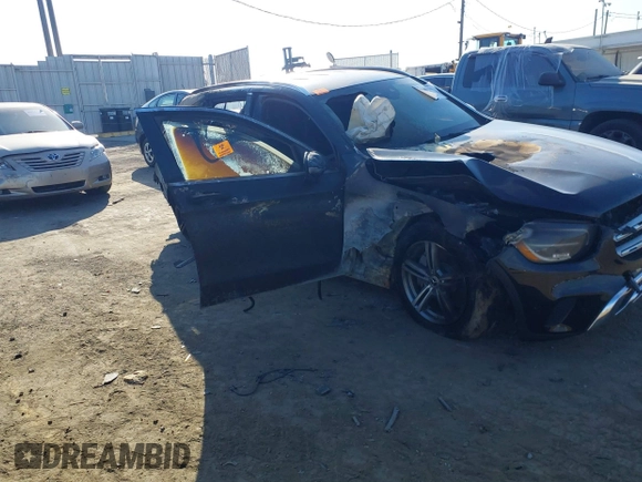 2021 Mercedes-Benz GLC 300 with VIN W1N0G8DB0MV287556, listed as a IAAI auction lot 41001311 with Not provided miles and . Bid and sale history available at DreamBid. Image 3.