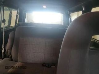 1997 Ford Aerostar z VIN 1FMDA31UXVZC24831, wystawiony jako Copart lot #46529815 z przebiegiem 116 123 mil mil oraz Szkody całkowita. Historia ofert i sprzedaży dostępna na DreamBid. Obrazek 10.