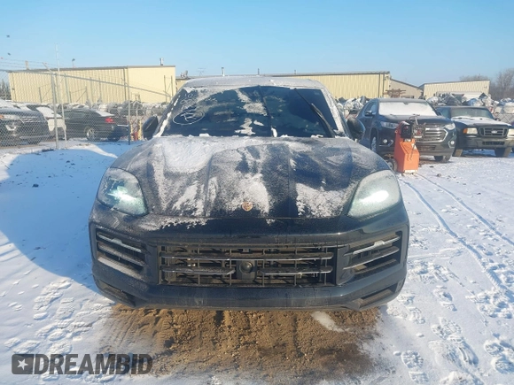 2024 Porsche Cayenne z VIN WP1AA2AY3RDA03125, wystawiony jako IAAI lot #41541684 z przebiegiem 32 813 mil mil oraz . Historia ofert i sprzedaży dostępna na DreamBid. Obrazek 12.