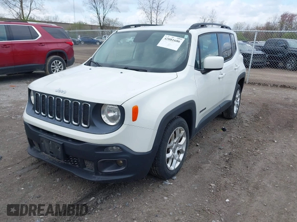 2015 Jeep Renegade Latitude with VIN ZACCJABT8FPC19914, listed as a IAAI auction lot 42081686 with 179,330 mi miles. Bid and sale history available at carsss.com. Image 18.