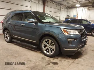 2018 Ford Explorer Limited z VIN 1FM5K8F88JGB67030, wystawiony jako IAAI lot #42351707 z przebiegiem 145 050 mil mil oraz . Historia ofert i sprzedaży dostępna na DreamBid. Obrazek 1.