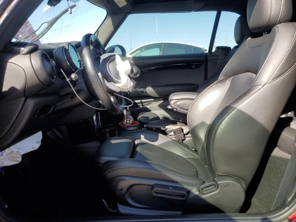 2019 MINI Convertible Cooper S with VIN WMWWG9C53K3E40071, listed as a Copart auction lot 49553025 with 61,089 mi miles and Salvage Title. Bid and sale history available at carsss.com. Image 7.