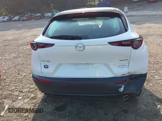 2021 Mazda CX-30 S with VIN 3MVDMAAL8MM262452, listed as a IAAI auction lot 42411325 with 38,440 mi miles and . Bid and sale history available at DreamBid. Image 16.