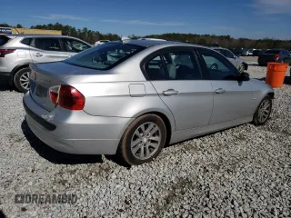 2006 BMW 3 Series 325xi with VIN WBAVD13516KV05787, listed as a Copart auction lot 42367735 with 177,220 mi miles and Salvage Title. Bid and sale history available at carsss.com. Image 3.