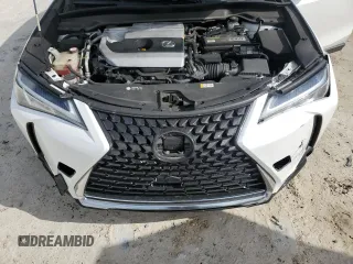 2019 Lexus UX 200 z VIN JTHY3JBH5K2016803, wystawiony jako Copart lot #51068815 z przebiegiem 58 072 mil mil oraz Nie do naprawy • Non repairable. Historia ofert i sprzedaży dostępna na DreamBid. Obrazek 13.