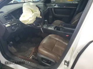 2013 Lincoln MKS z VIN 1LNHL9DK4DG613144, wystawiony jako Copart lot #54354625 z przebiegiem 104 211 mil mil oraz Szkoda całkowita • Salvage title. Historia ofert i sprzedaży dostępna na DreamBid. Obrazek 7.