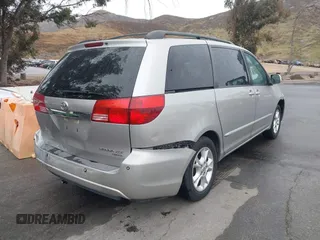 2005 Toyota Sienna XLE with VIN 5TDZA22C85S353310, listed as a IAAI auction lot 41546218 with 158,566 mi miles. Bid and sale history available at carsss.com. Image 4.