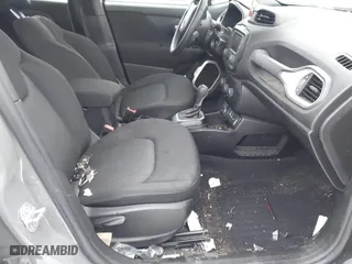 2019 Jeep Renegade Sport with VIN ZACNJBABXKPK60642, listed as a IAAI auction lot 41452809 with 104,131 mi miles. Bid and sale history available at carsss.com. Image 5.