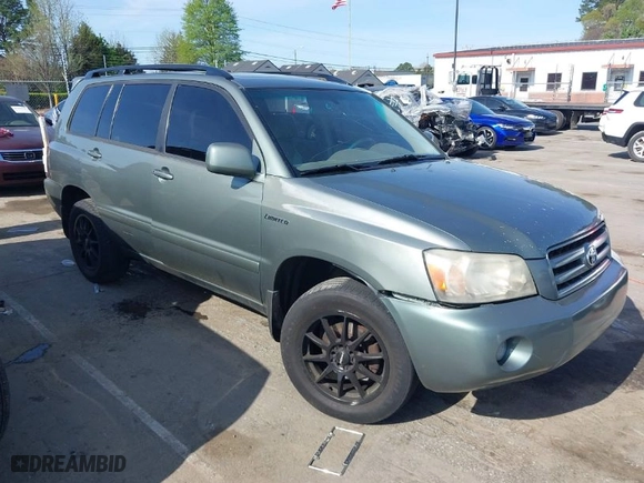 2004 Toyota Highlander with VIN JTEEP21A340048257, listed as a IAAI auction lot 41940474 with 255,423 mi miles. Bid and sale history available at carsss.com. Image 1.