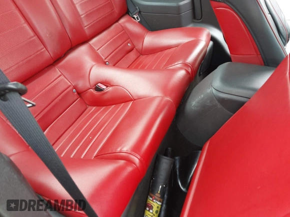 2006 Ford Mustang GT Deluxe with VIN 1ZVHT82H965112395, listed as a IAAI auction lot 41895837 with 89,804 mi miles and . Bid and sale history available at carsss.com. Image 8.