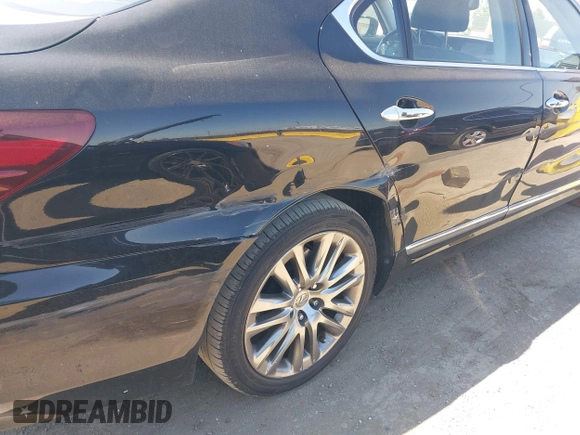 2014 Lexus LS 460 L с VIN JTHGL5EFXE5051451, выставлен на аукционе IAAI как лот 42043182 с пробегом 106 409 миль миль и . История ставок и продаж доступна на DreamBid. Изображение 17.
