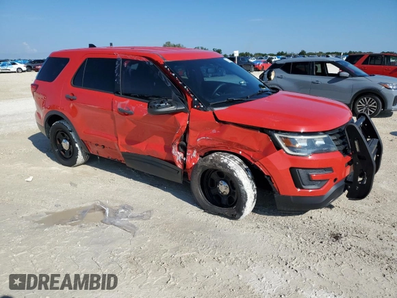 2016 Ford Utility Police Interceptor with VIN 1FM5K8AR9GGB55543, listed as a Copart auction lot 72181274 with 67,539 mi miles and Salvage Title. Bid and sale history available at carsss.com. Image 4.