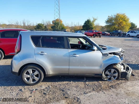 2019 Kia Soul with VIN KNDJN2A27K7656644, listed as a IAAI auction lot 40630464 with 58,732 mi miles. Bid and sale history available at carsss.com. Image 13.