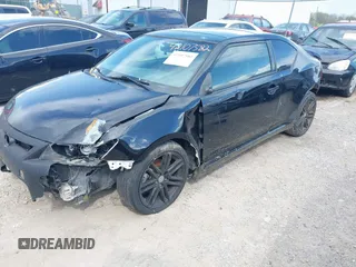 2011 Scion tC z VIN JTKJF5C74B3022537, wystawiony jako IAAI lot #42107582 z przebiegiem 184 847 mil mil oraz . Historia ofert i sprzedaży dostępna na DreamBid. Obrazek 2.