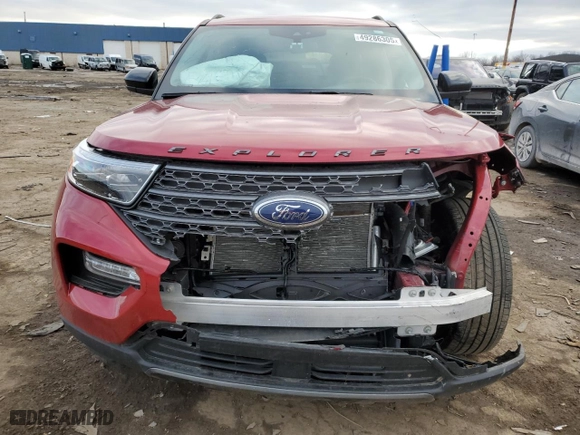 2023 Ford Explorer XLT with VIN 1FMSK8DH6PGB77683, listed as a Copart auction lot 49286305 with 25,634 mi miles and Clean Title. Bid and sale history available at carsss.com. Image 5.