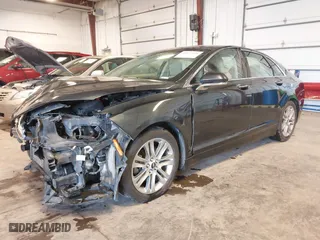 2013 Lincoln MKZ with VIN 3LN6L2G91DR826746, listed as a IAAI auction lot 40977256 with 164,418 mi miles. Bid and sale history available at carsss.com. Image 2.