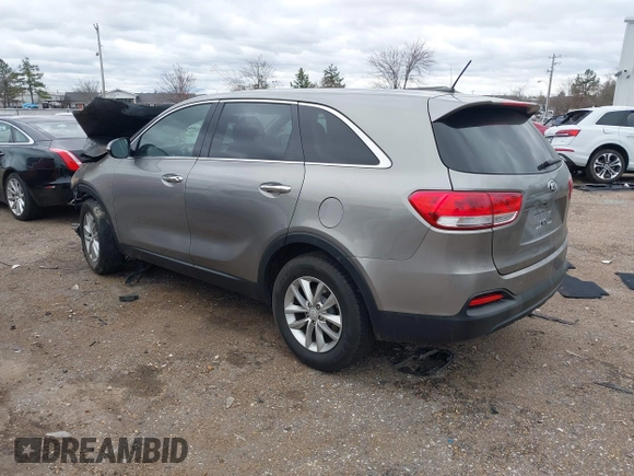 2018 Kia Sorento LX with VIN 5XYPG4A32JG395997, listed as a IAAI auction lot 41718004 with 1 mi miles. Bid and sale history available at carsss.com. Image 3.