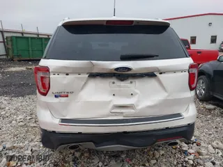 2018 Ford Explorer Limited with VIN 1FM5K7F82JGC69918, listed as a IAAI auction lot 41427239 with 128,784 mi miles. Bid and sale history available at carsss.com. Image 6.