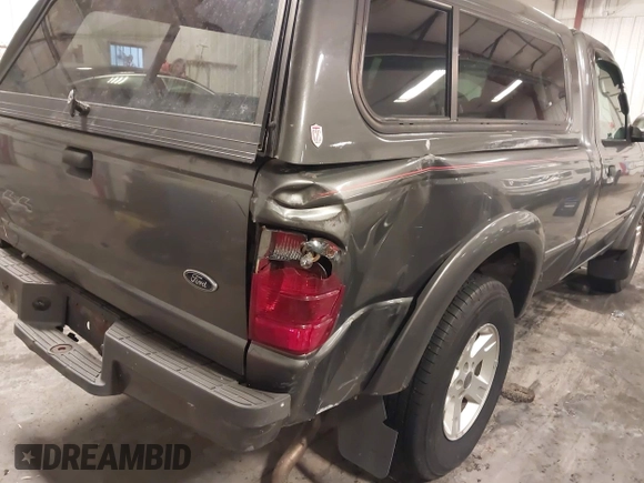 2004 Ford Ranger Edge Plus with VIN 1FTYR11U64PB54435, listed as a IAAI auction lot 41532425 with 88,201 mi miles. Bid and sale history available at carsss.com. Image 18.